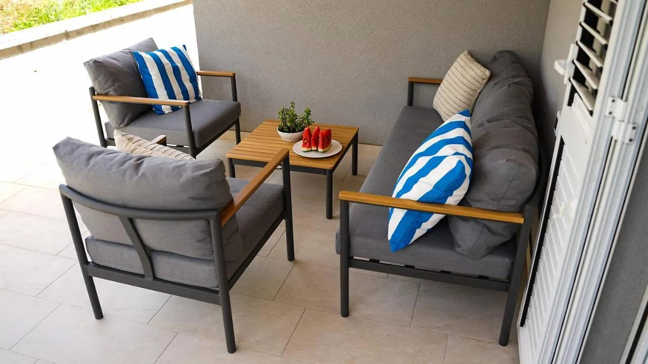 Apartment Aria Verunic